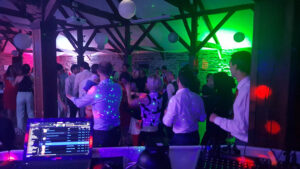 Lire la suite à propos de l’article DJ Mariage à Nantes – Une soirée inoubliable !