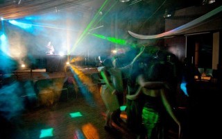 Animax35-Dj-mariage-soiree-animation-entreprise-rennes-bretagne-paysdeloire-05-2-320x200