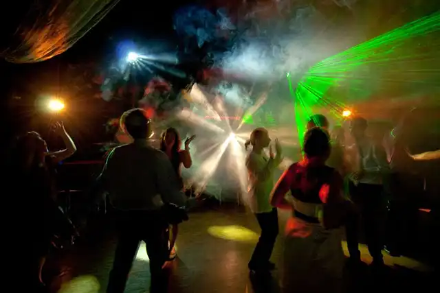 DJ anniversaire a Noyal sur Vilaine 03