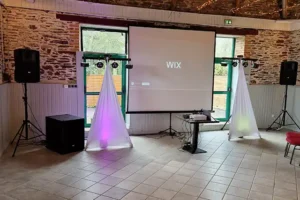 Lire la suite à propos de l’article DJ anniversaire avec sono + vidéoprojecteur au Moulin du Bois à Chartres-de-Bretagne