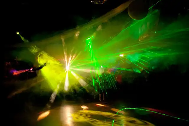 DJ mariage a la Salle de la Prairie a Guignen 05