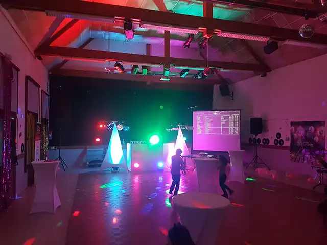 Location karaoké + sono à Vitré pour le nouvel an 01